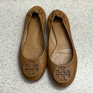 EUC Tory Burch Reva Flats